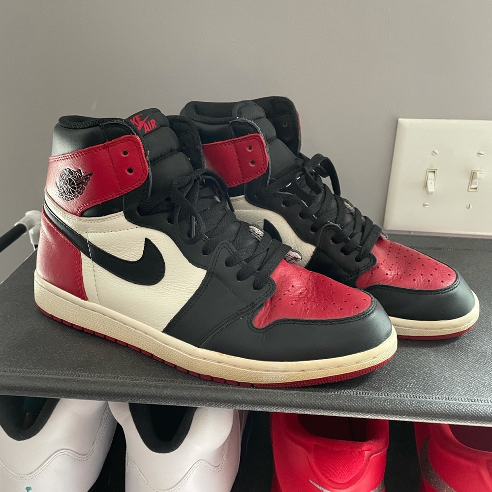 Need toe jordan 1s